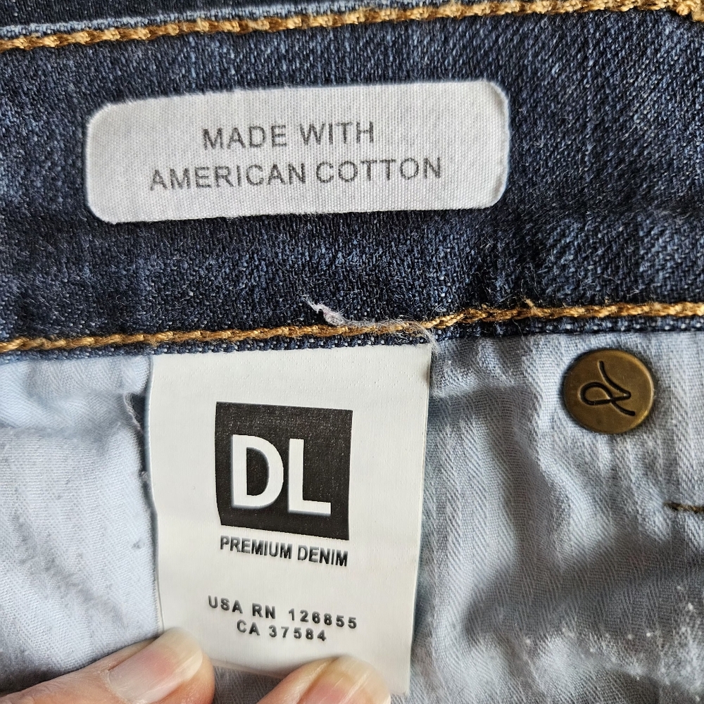 DL1961 Sz 34 Men's Dark Wash Russell Slim Straight Leg Jeans - Picture 10 of 15